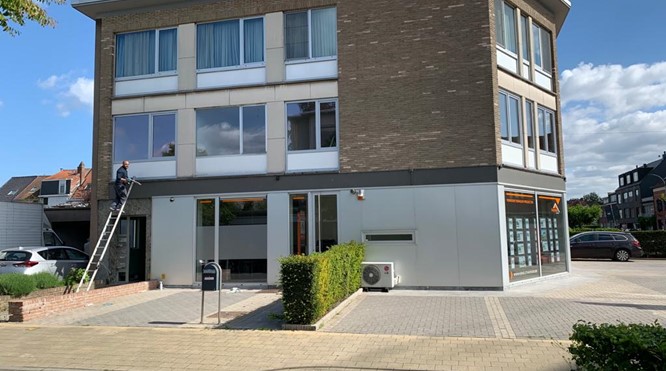 Ideal4000 en PVC panelen voor Antwerps appartementencomplex in